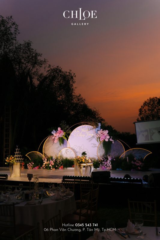 Tiệc cưới hoàng hôn