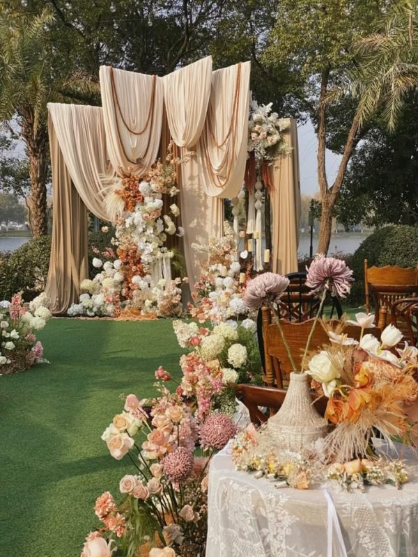 Tiệc cưới Pastel
